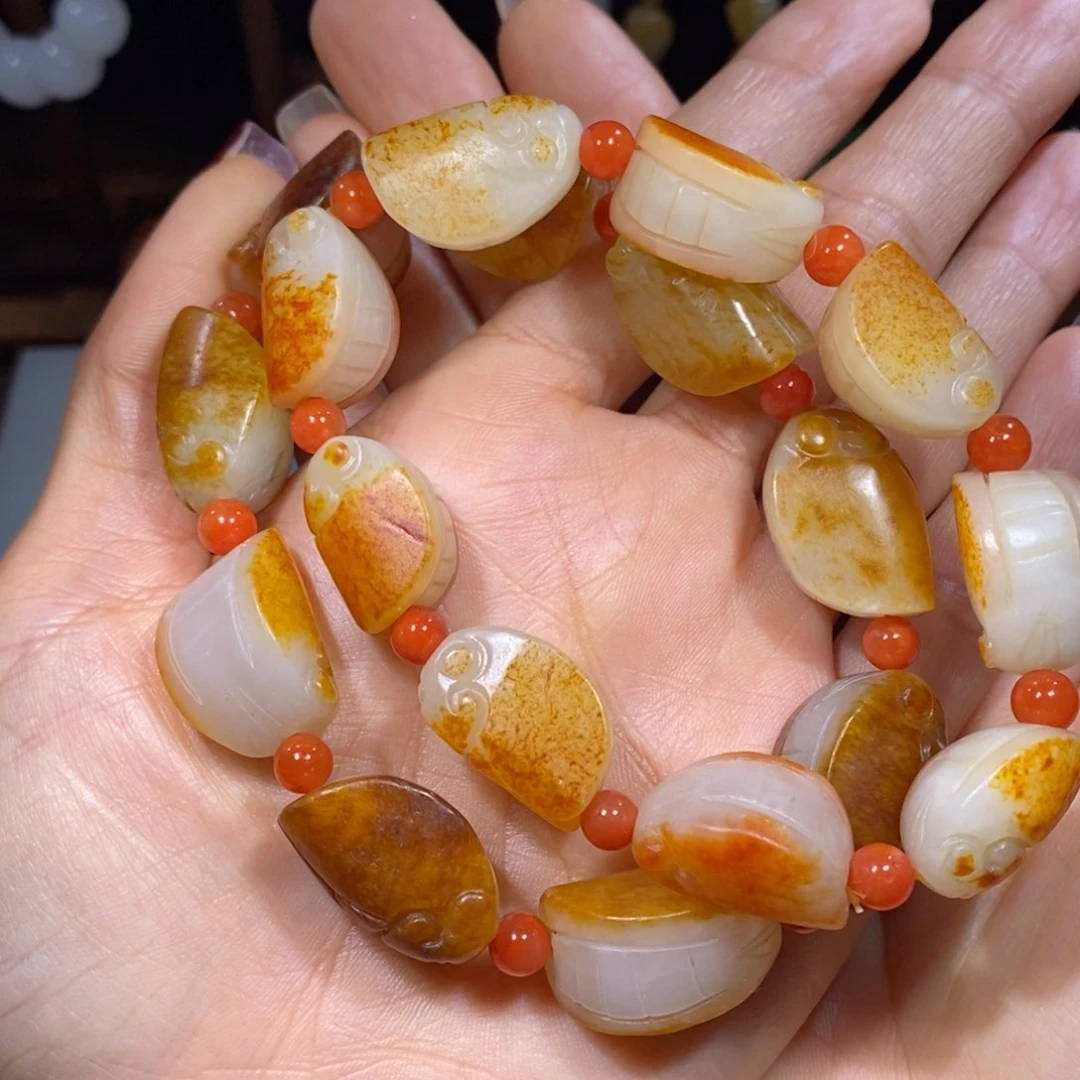 和田玉手链未镶嵌孤****”