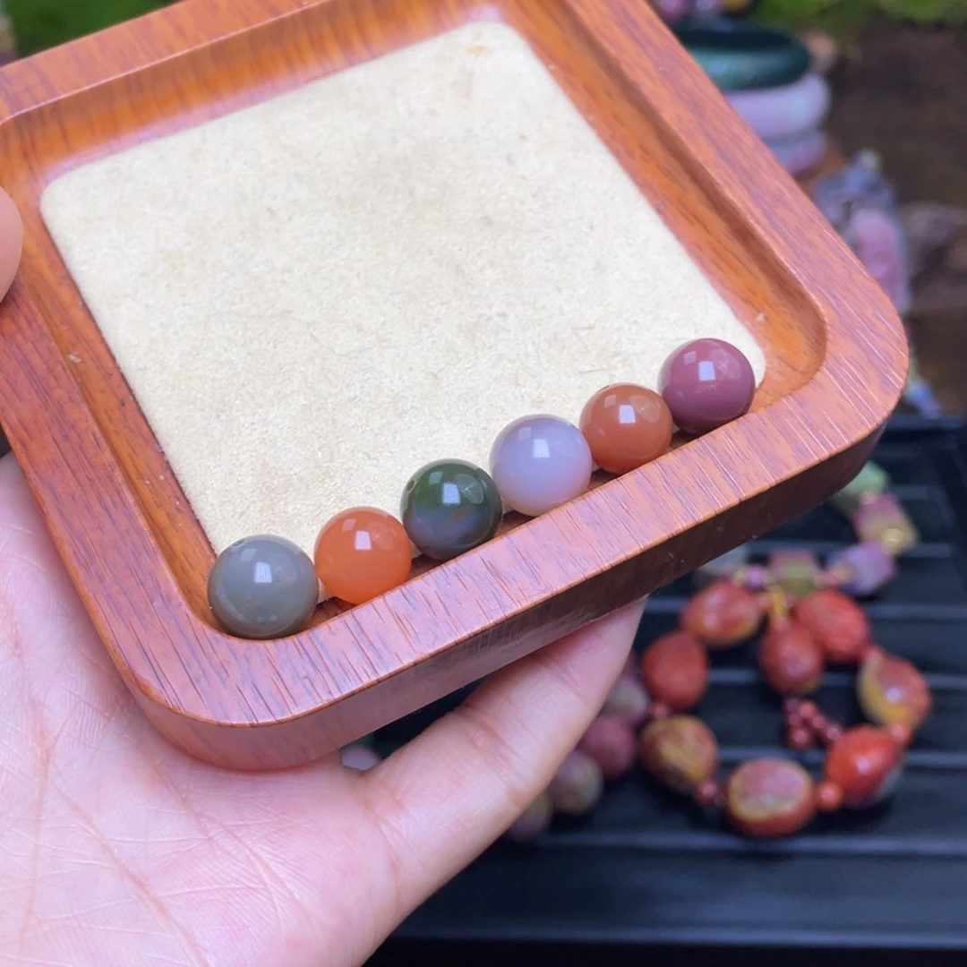 玛瑙/玉髓珠宝半成品未镶嵌盐源玛瑙年底清货