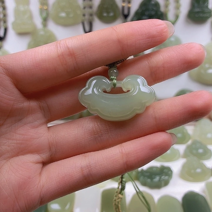 和田玉未镶嵌颈饰福利35左右