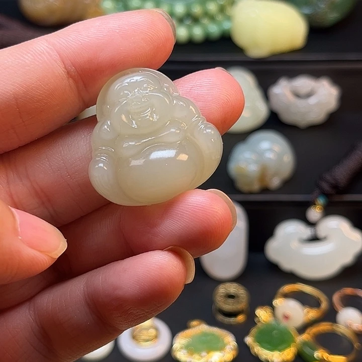 和田玉（青玉）未镶嵌颈饰