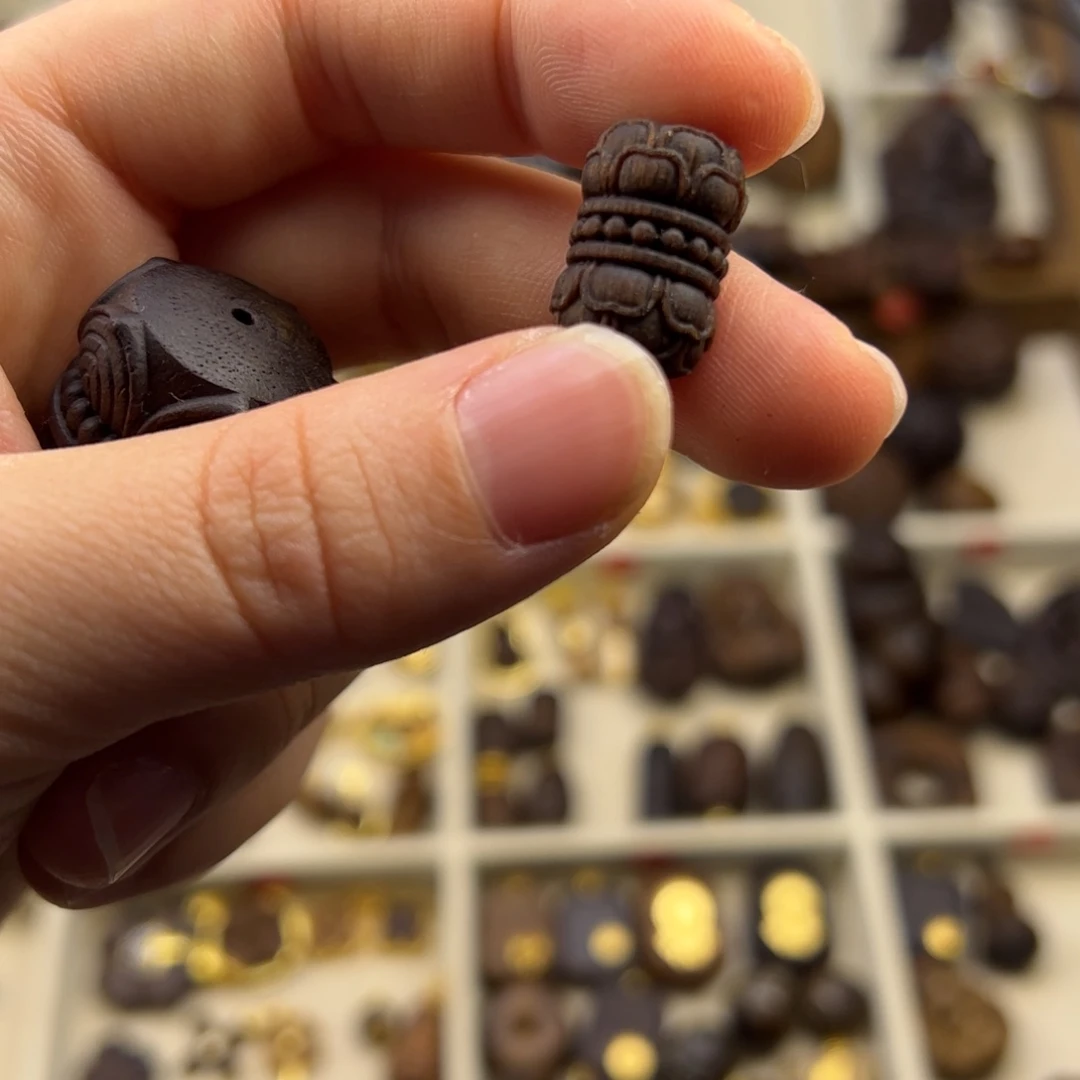 木质类单珠随行脖挂配饰