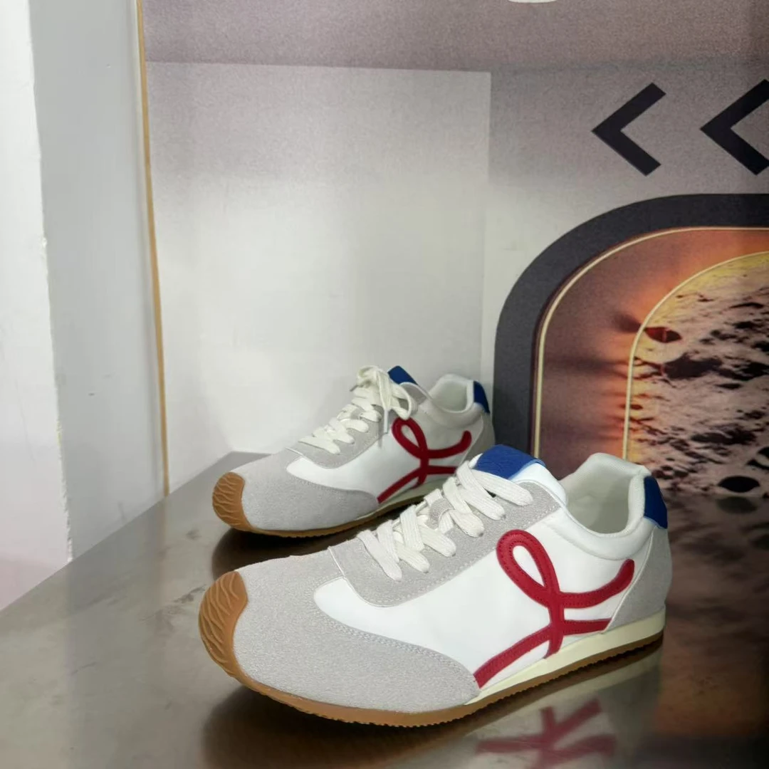 5501春夏新款2025圆头系带韩版简约休闲板鞋潮流百搭ins