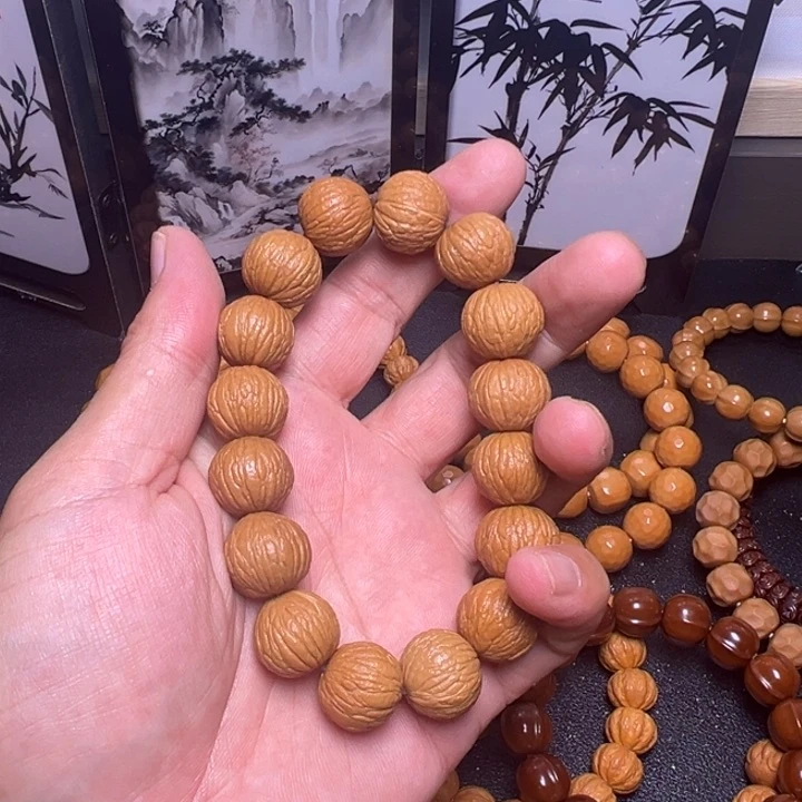 猴头核桃手串风雨