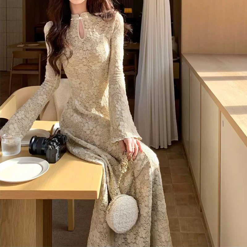 轻奢立领盘扣长袖蕾丝连衣裙毛领羊毛外套中长款大衣冬季新品
