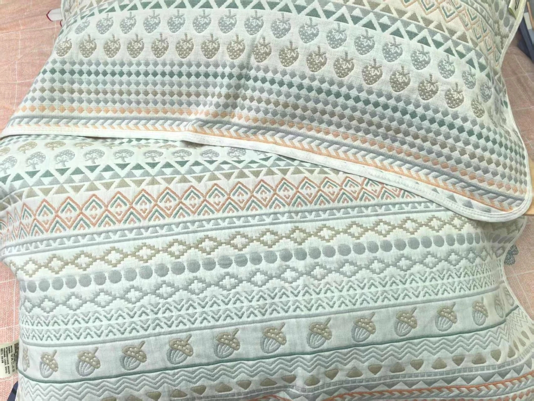 婴童凉席母婴A类六层提花纱布软枕巾凉席