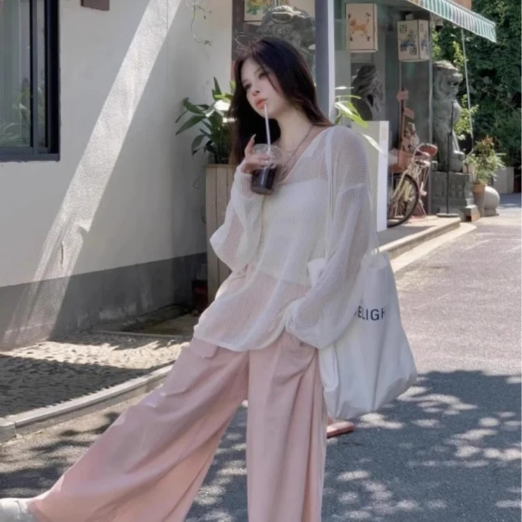 法式春秋慵懒风韩系小个子温柔镂空罩衫宽松粉色阔腿裤女两件套装