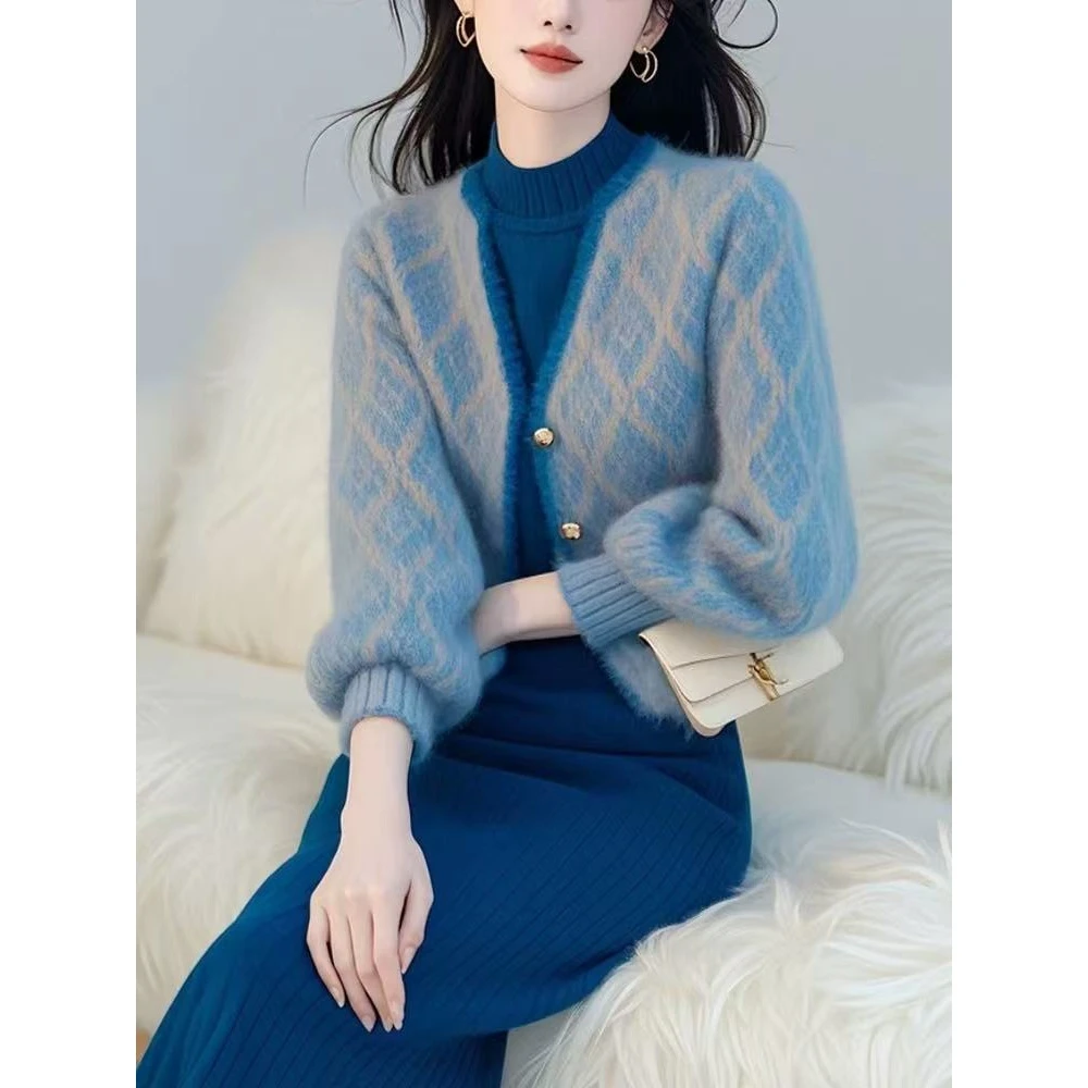 2024冬季新款气质名媛小香风蓝色针织开衫外套轻熟盐系上衣女