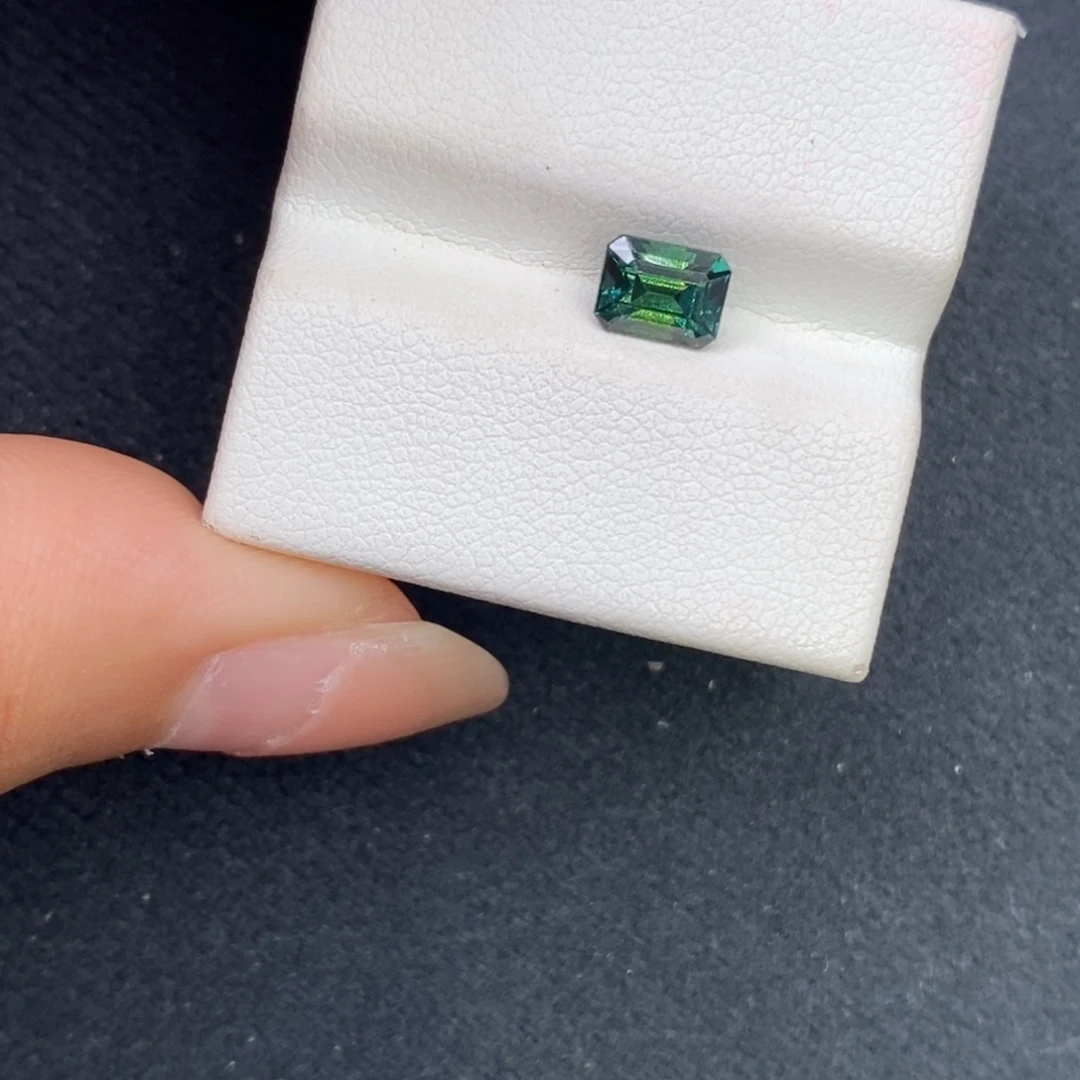 蓝宝石裸石1.12 ct无烧