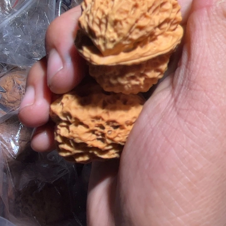 文玩核桃吊坠滇西77