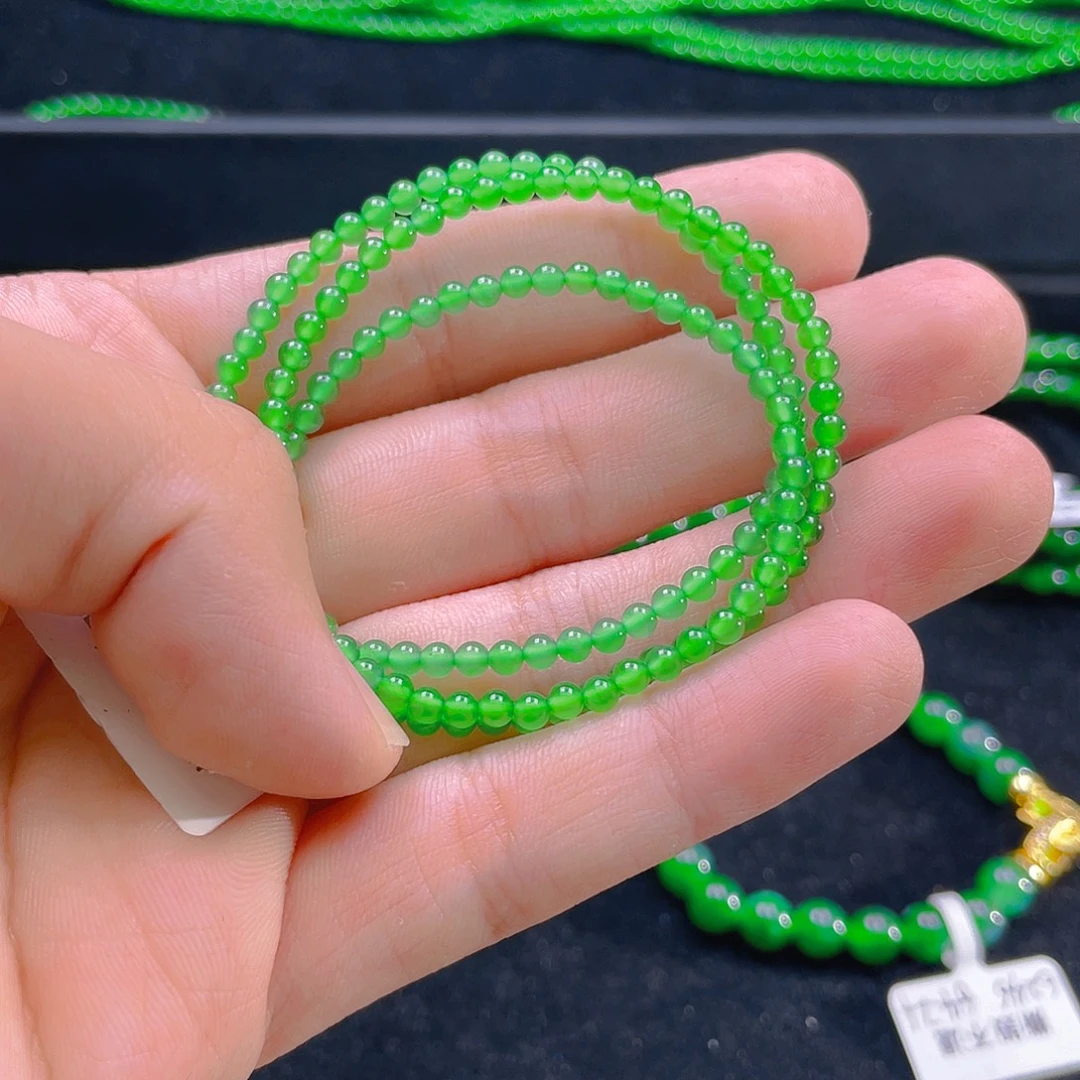 翡翠未镶嵌颈饰