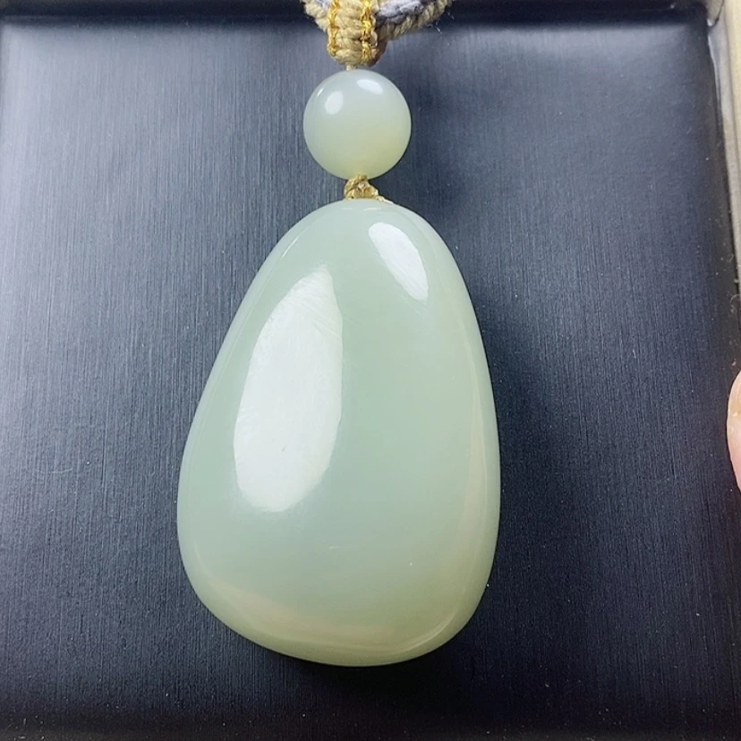 【闪购商品】颈饰未镶嵌和田玉