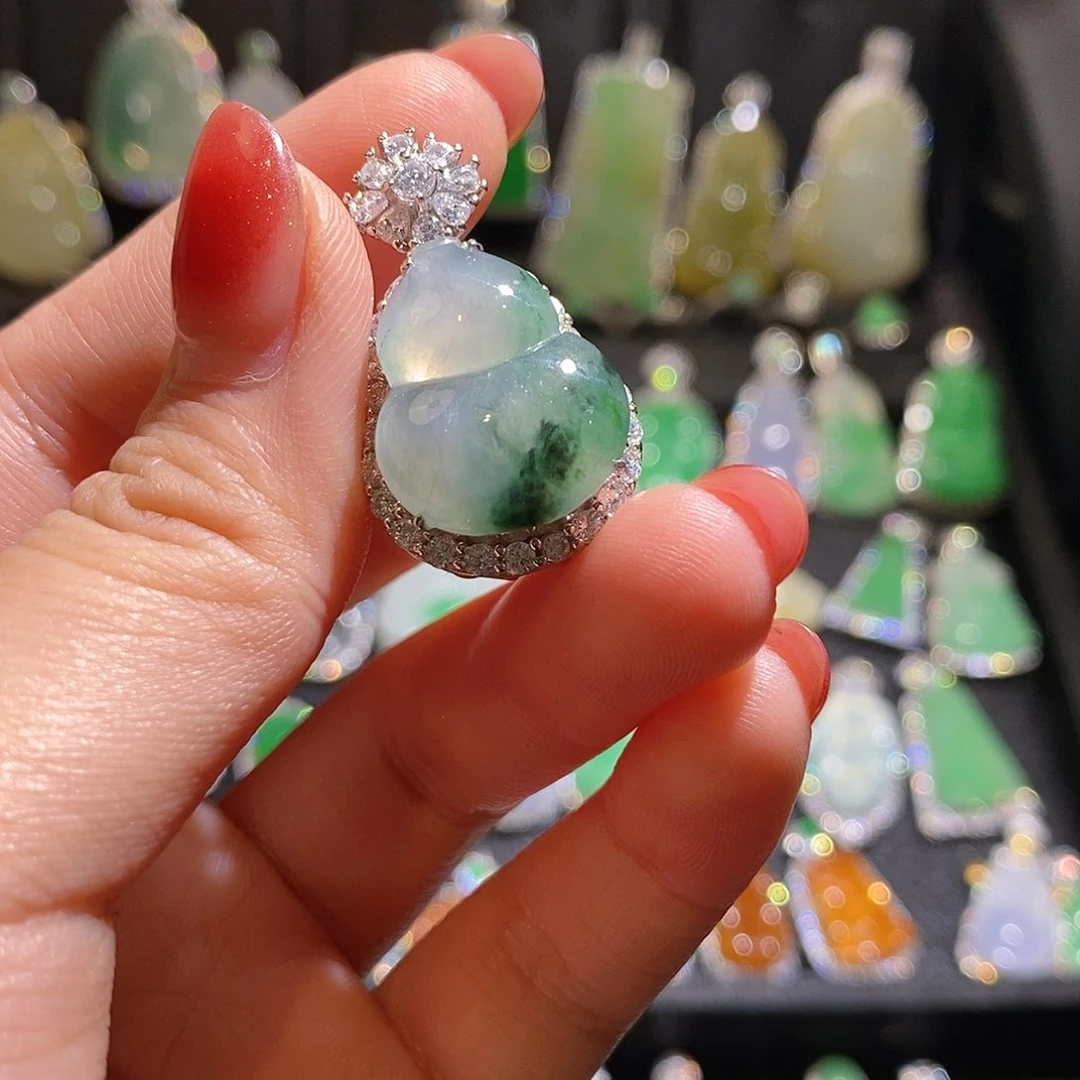 颈饰银S925镶嵌翡翠天然翡翠