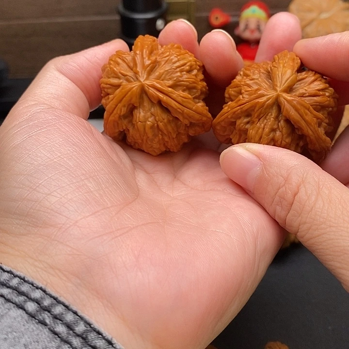 爱***伴把件文玩核桃白奔