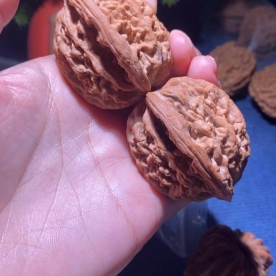 【闪购商品】吊坠文玩核桃金*虎头