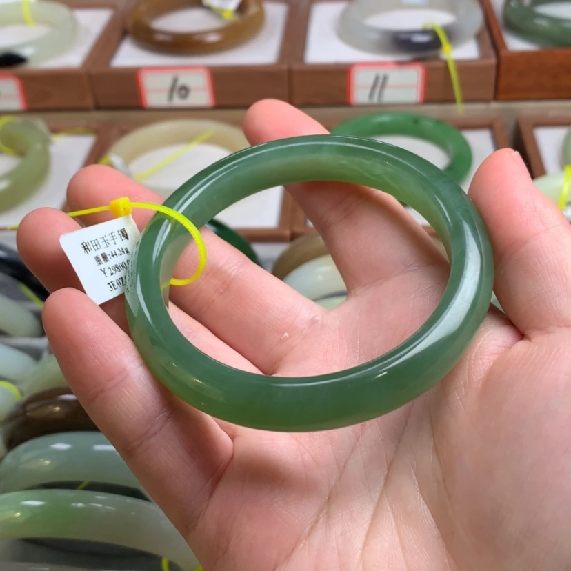 【闪购商品】和田玉手镯未镶嵌