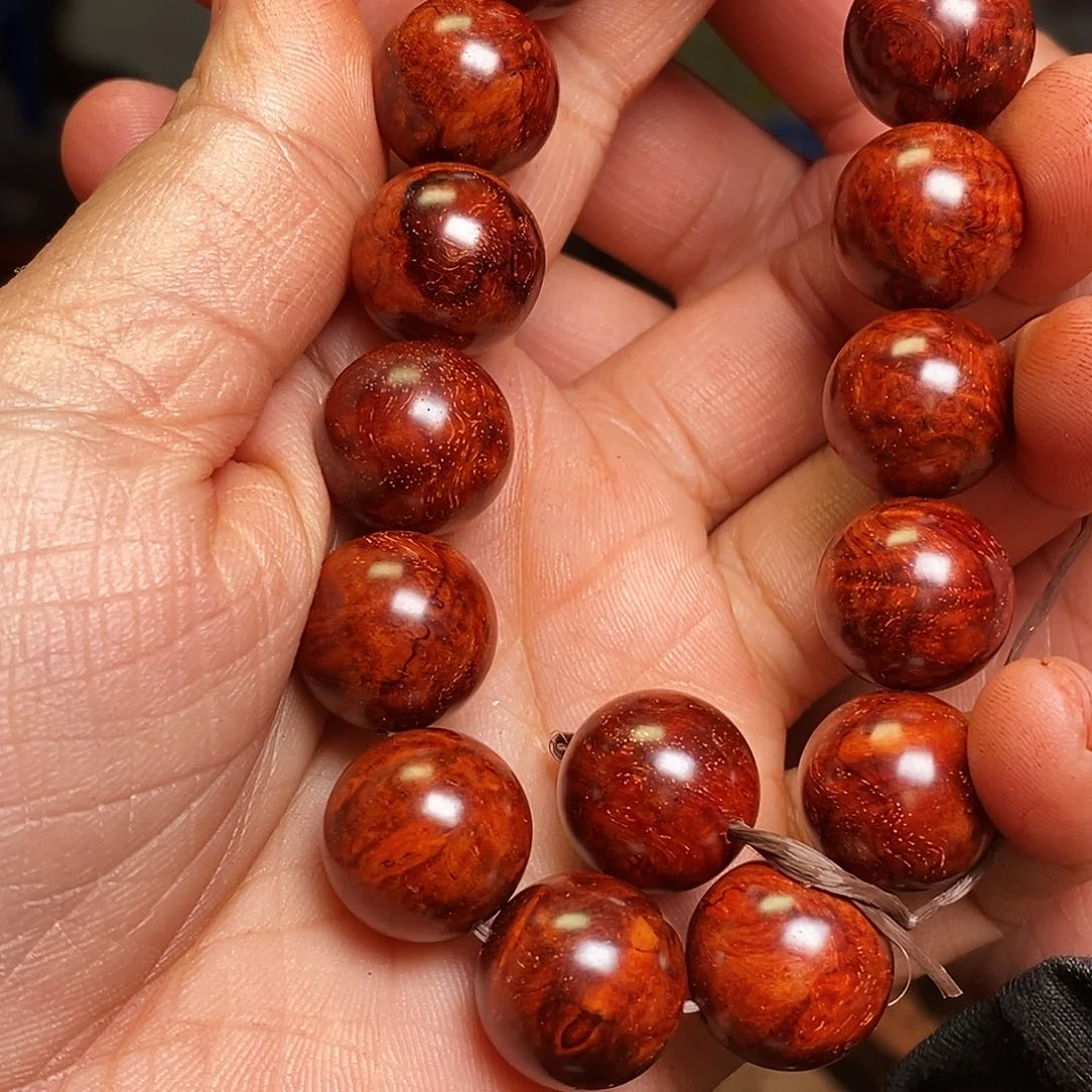 檀香紫檀（小叶紫檀）手串哲**香