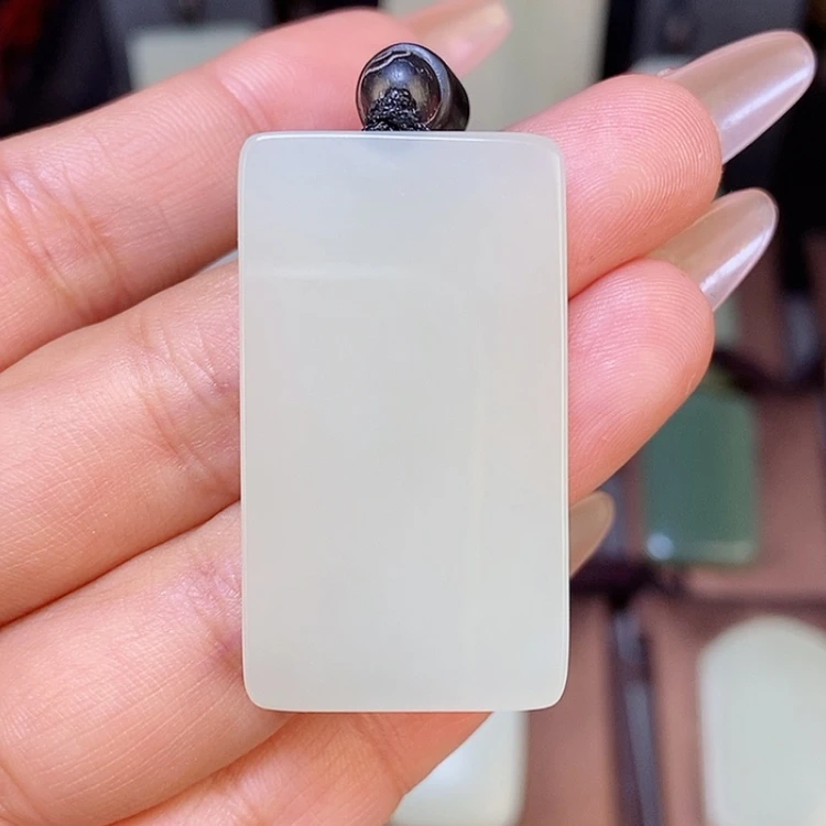 【闪购商品】颈饰未镶嵌和田玉