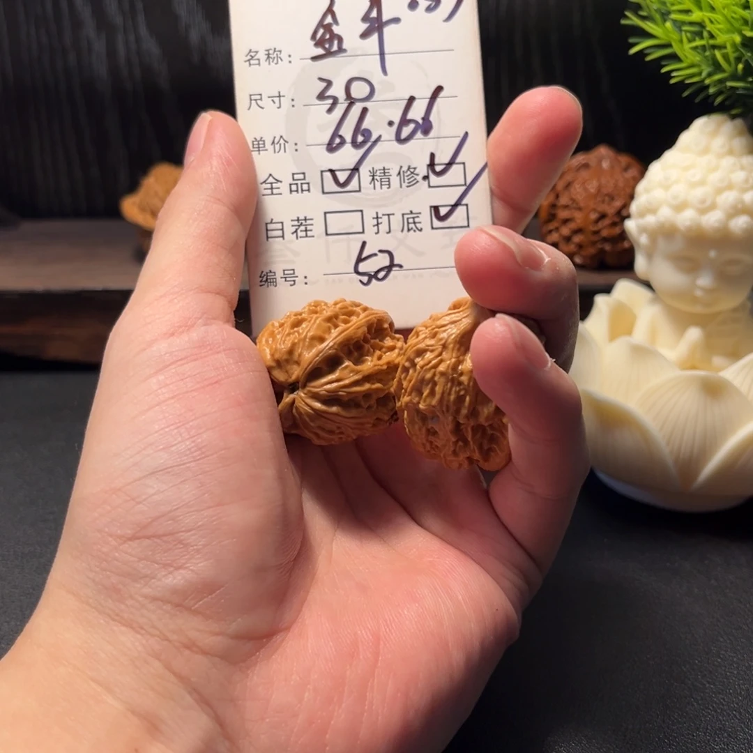 吊坠猴头核桃文玩核桃52