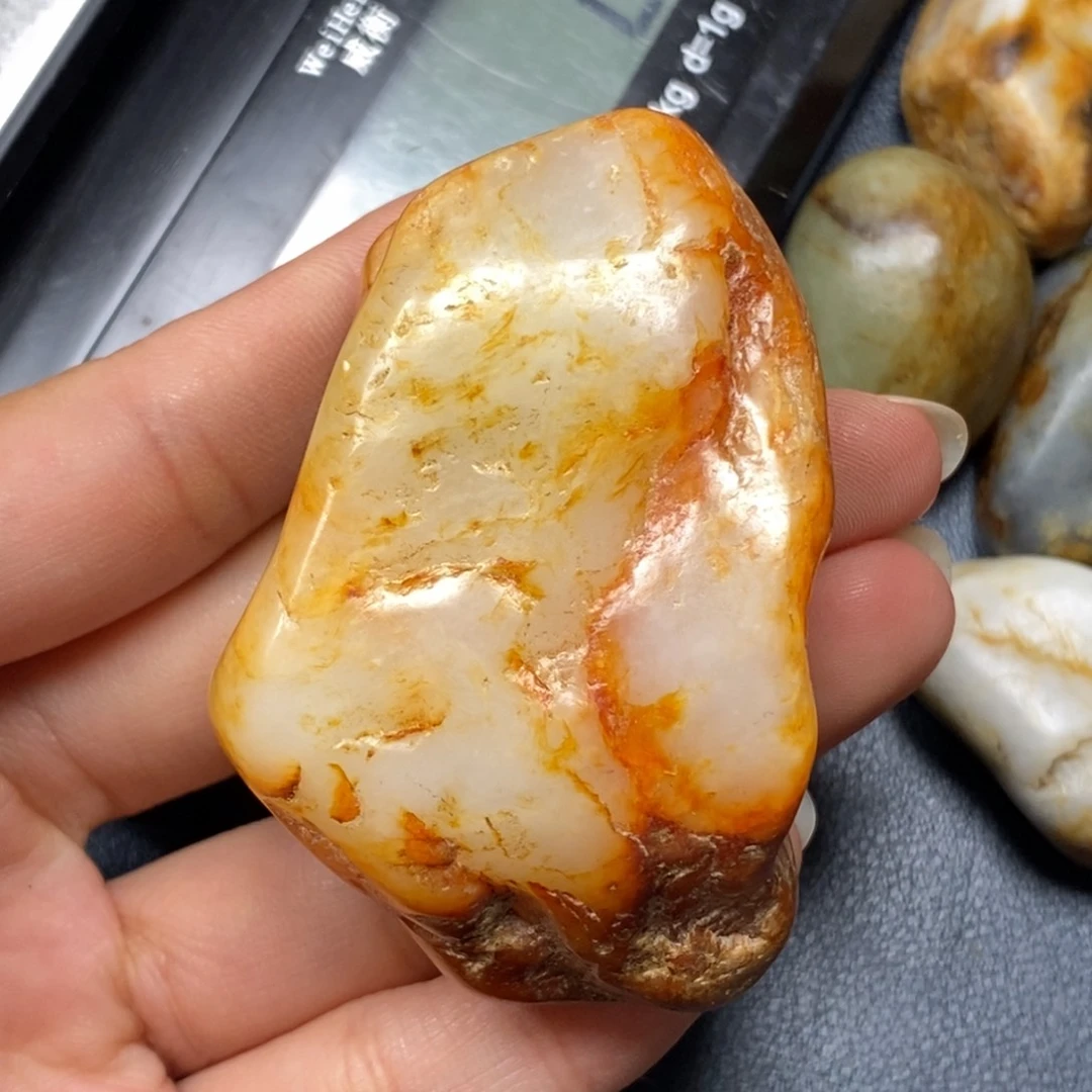 和田玉（糖玉）未镶嵌挂件