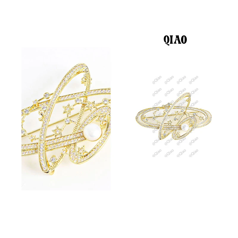 铜合金胸针 QXQT「星环」荞荞新款土星珠珠胸针精致胸花别针QT3374