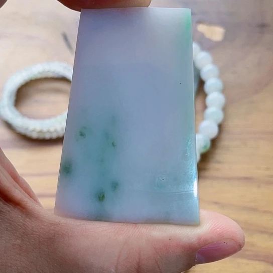 翡翠未镶嵌颈饰翡翠首饰未镶嵌