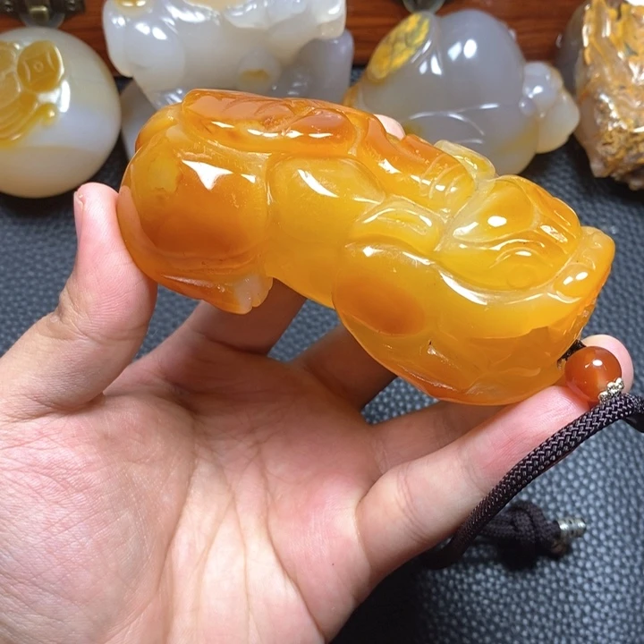 玛瑙/玉髓挂件未镶嵌
