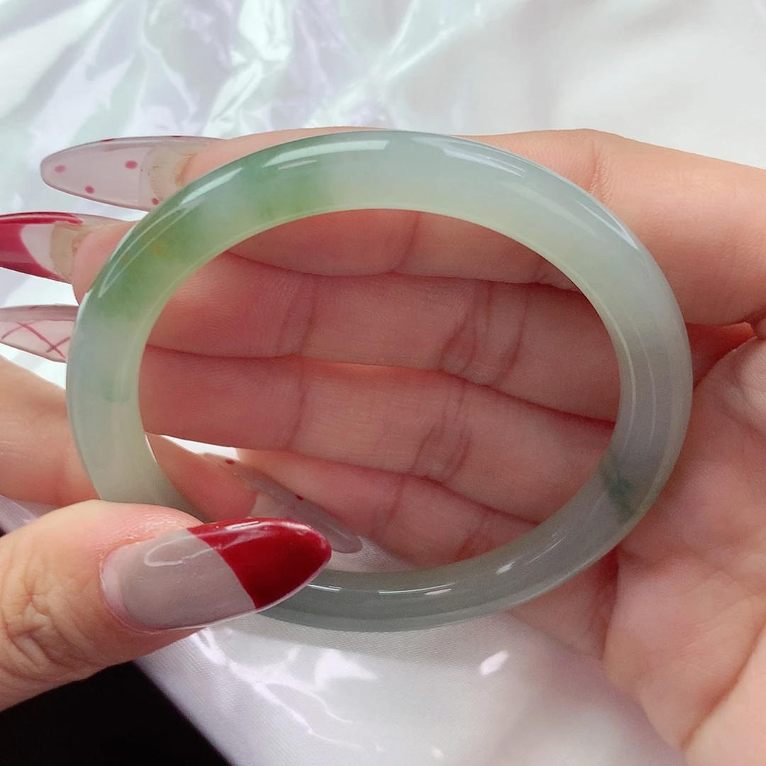 【闪购商品】翡翠手镯未镶嵌a 062200