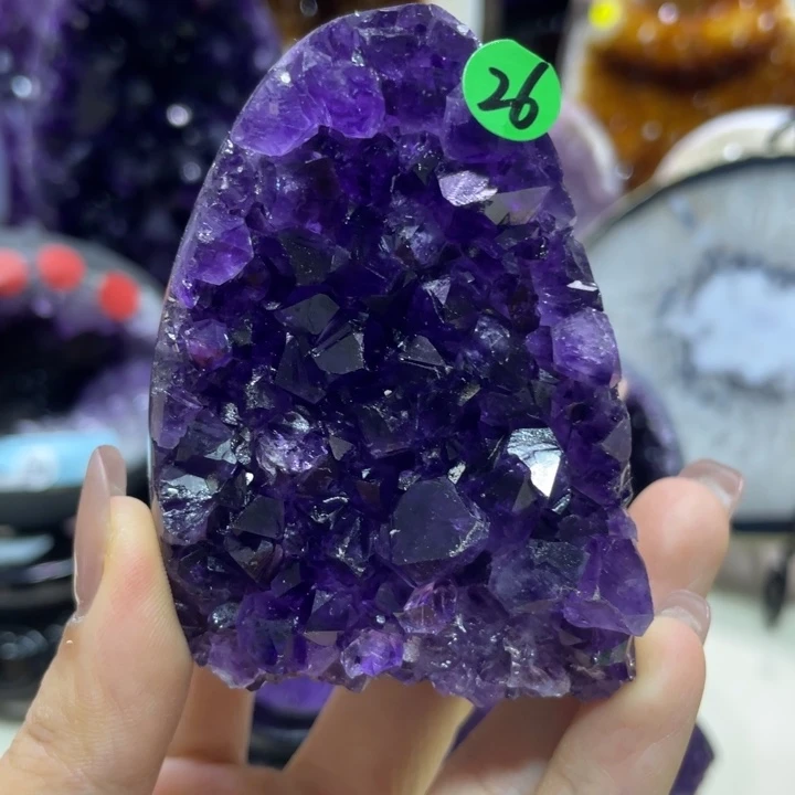 水晶未镶嵌大型摆件（非配饰）