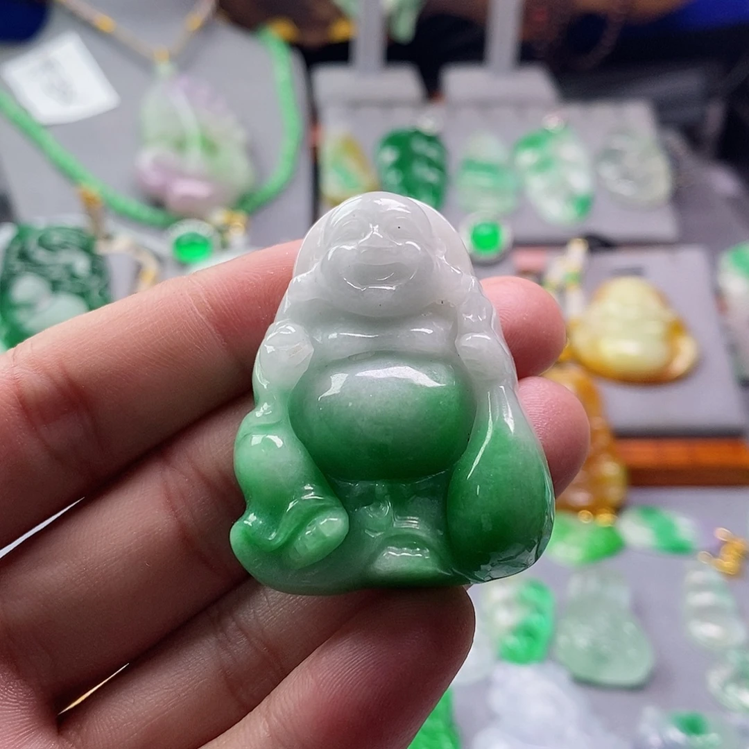 翡翠未镶嵌吊坠(赠链)