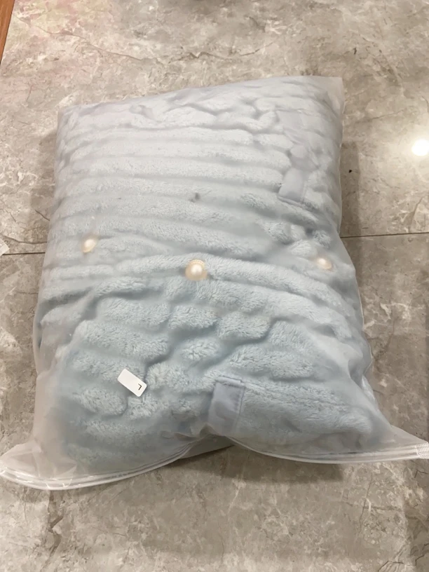 P179微瑕蓝毛绒套装（介意慎拍）