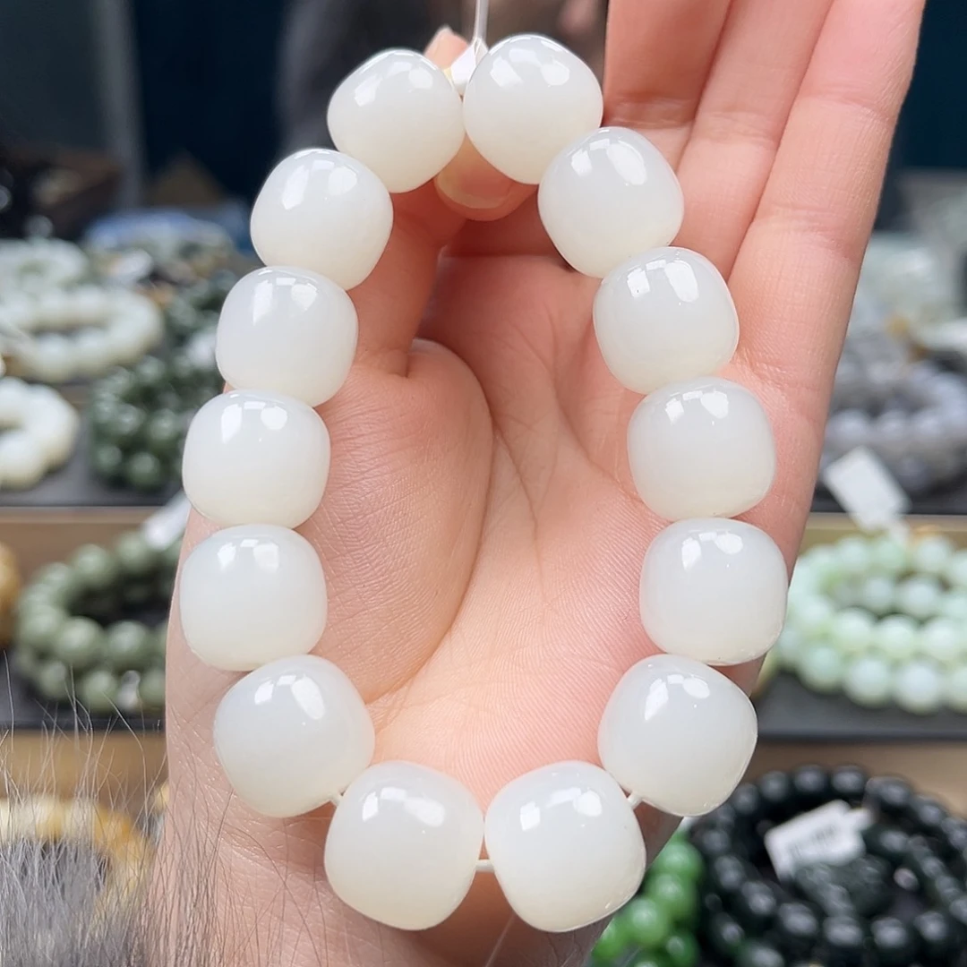 和田玉手链未镶嵌盗*师