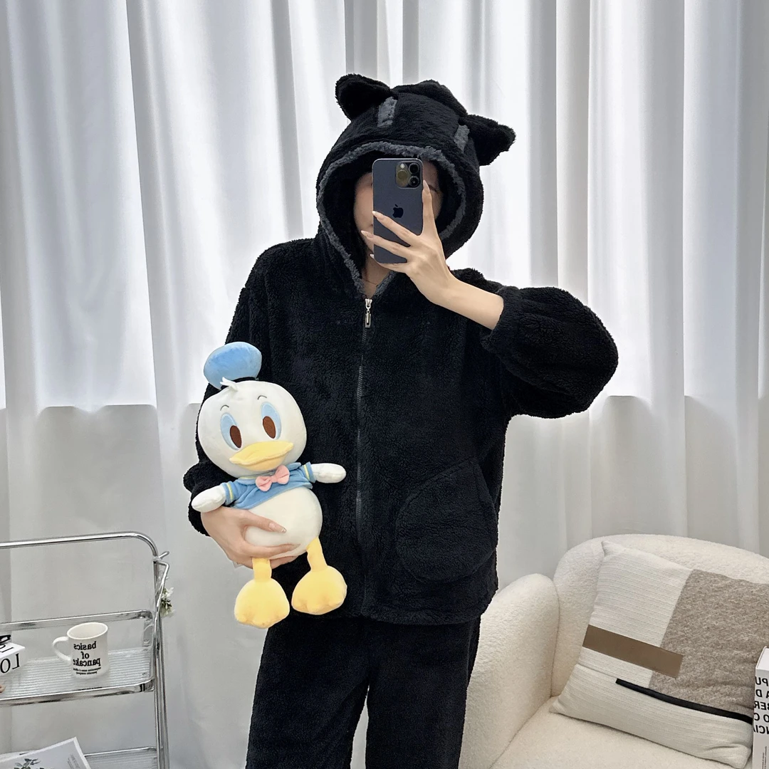 冬季保暖2025年新款女睡衣家居服套装时尚慵懒风长袖加绒加厚套装