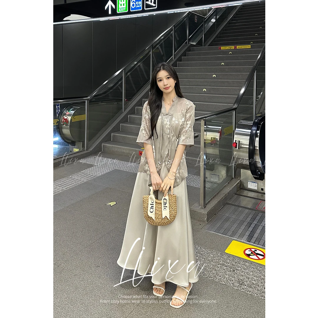 Liixu春夏新中式复古刺绣国风半袖上衣半身裙套装24Q031