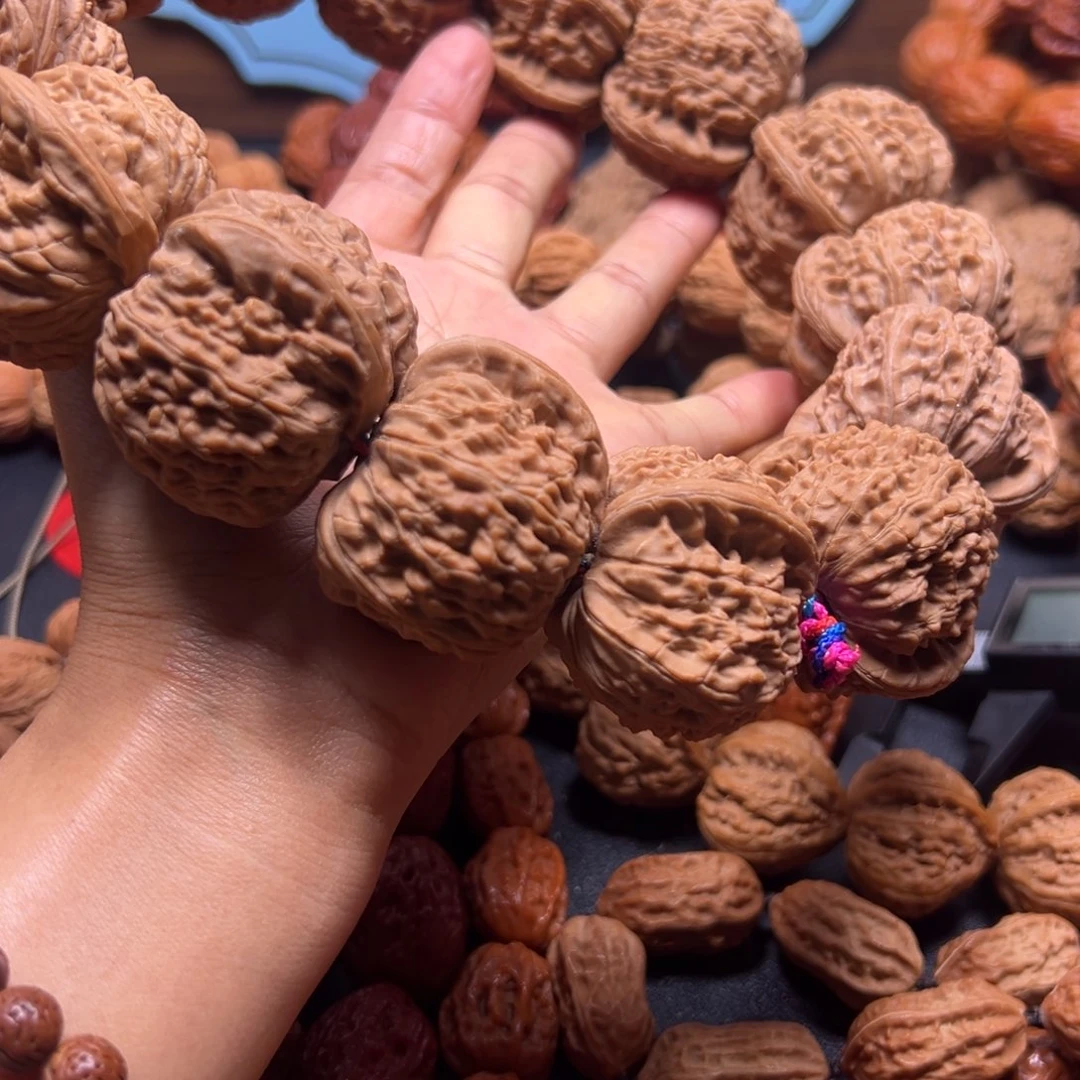 城***光文玩核桃吊坠麻核桃14加