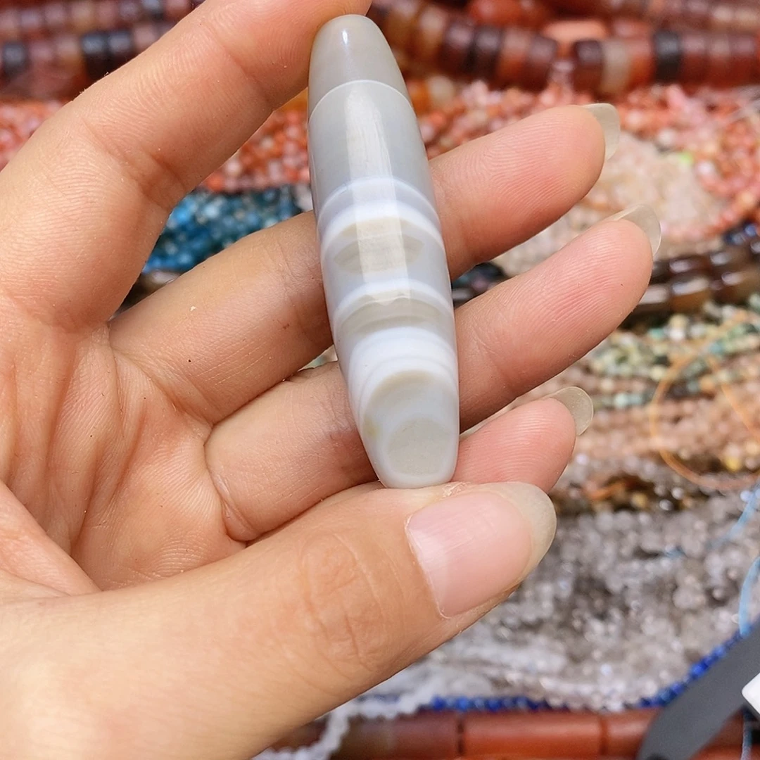 未镶嵌玛瑙/玉髓珠宝半成品一个装