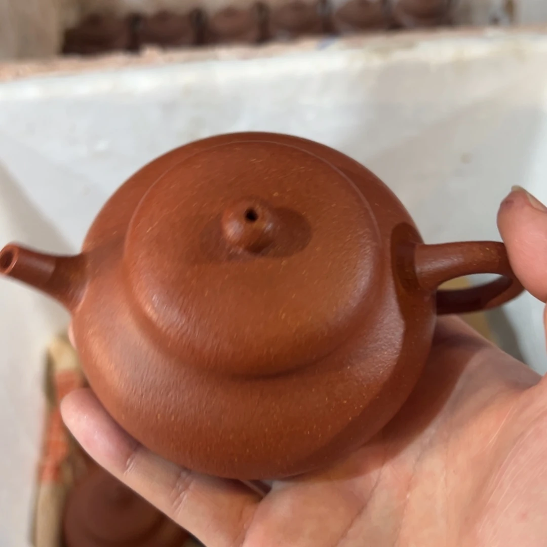 茶壶紫砂紫砂的颜色