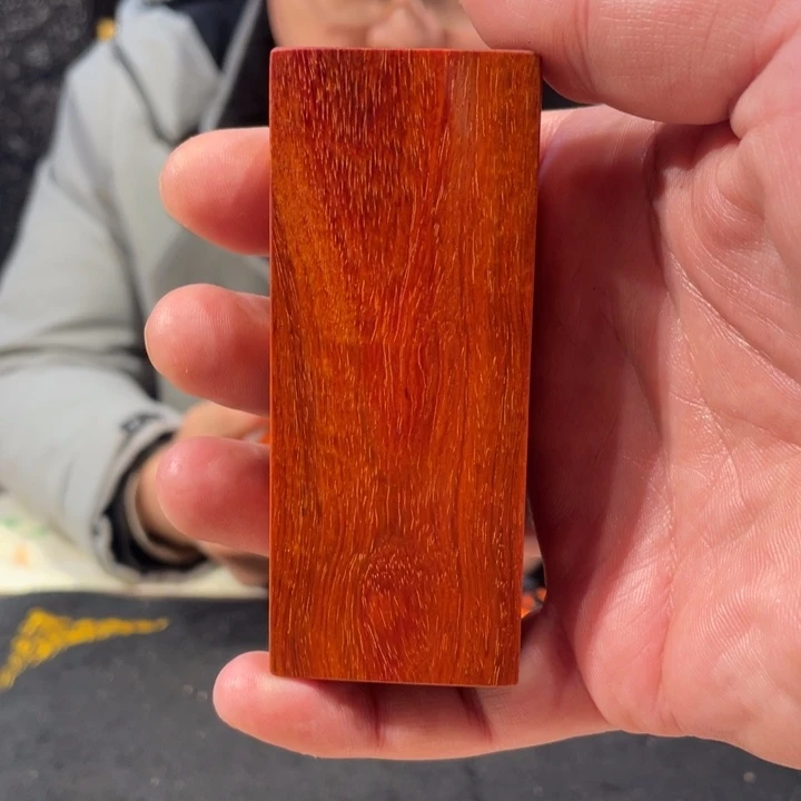 檀香紫檀（小叶紫檀）用***家惊堂木