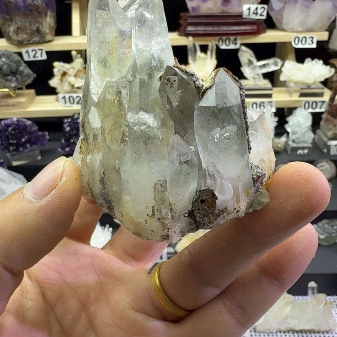 小***贝石材天然水晶摆件