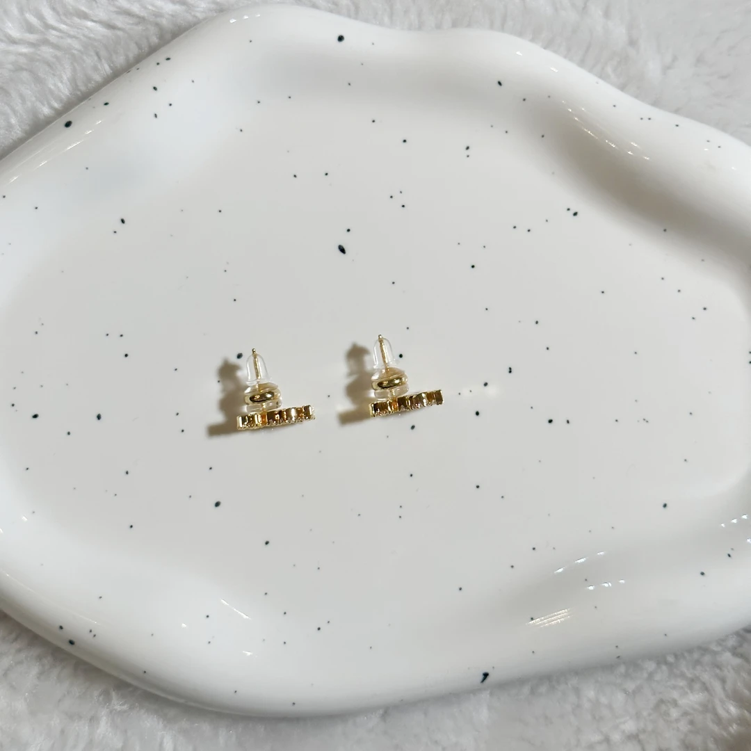 铜合金合成锆石耳饰 耳钉5048轻奢百搭