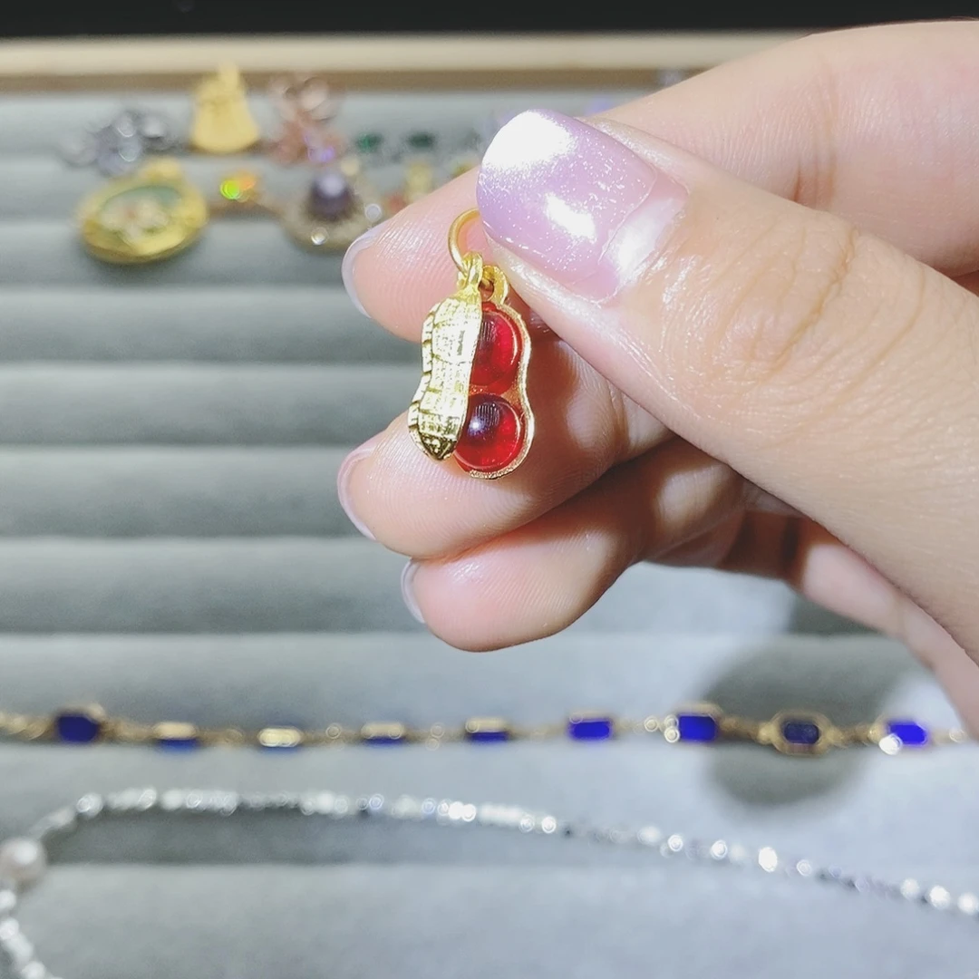 【闪购商品】银S925镶嵌耳饰托帕石