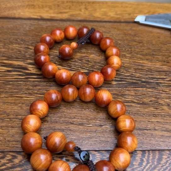 柏木（崖柏）全陈化老料把件串1.5串发一条