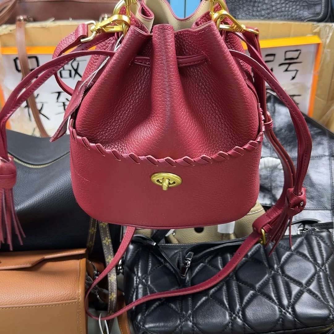 黄牛皮（革）头层牛皮山羊皮（革）