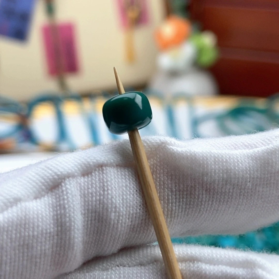 简****绿松石未镶嵌配饰