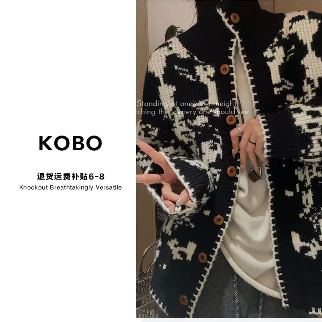 【墨染织章】简约2025冬新款复古重工提花立领高领毛衣外套