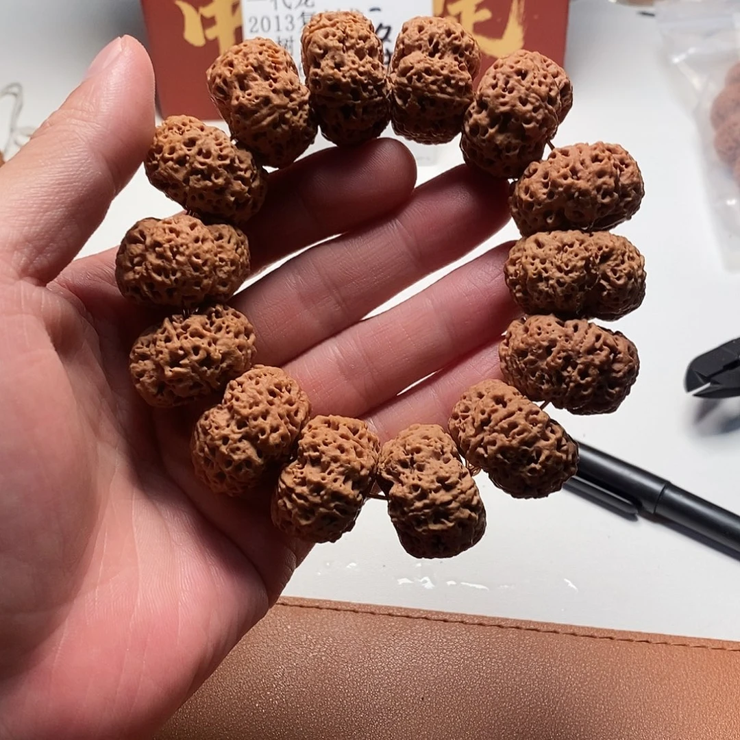 金刚菩提手串大夹板一条