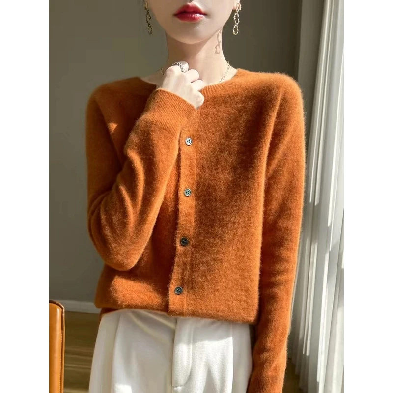 【一线成衣】开衫女圆领纯色针织宽松毛衣秋冬新款打底衫