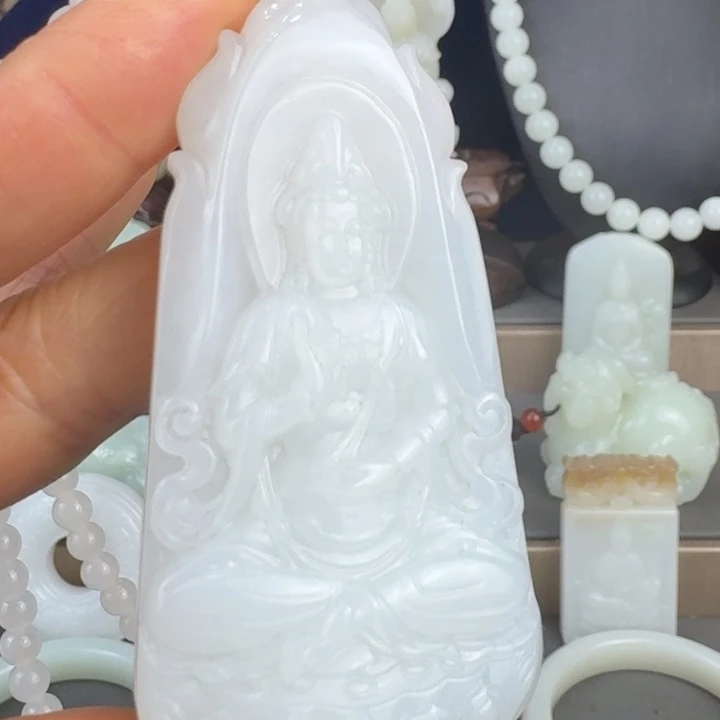 和田玉未镶嵌颈饰