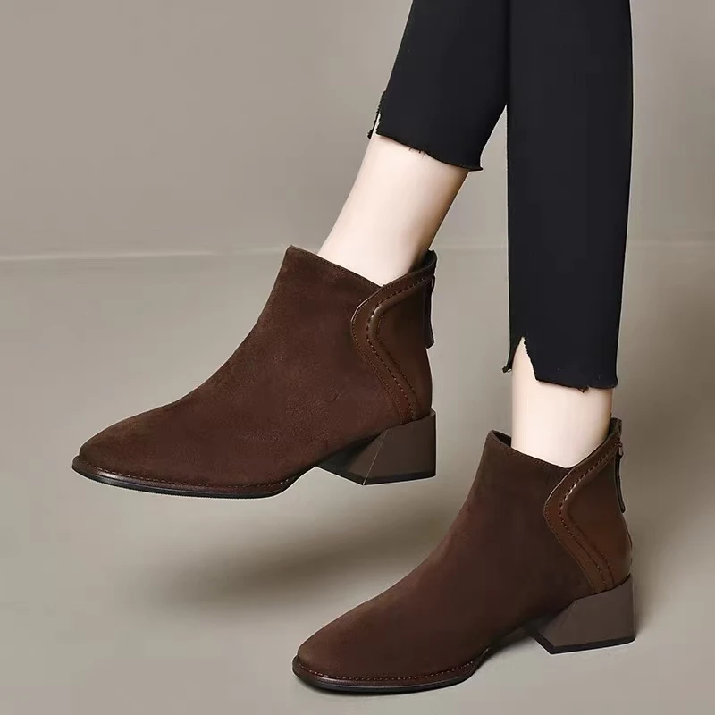 加绒切尔西加厚时尚新款粗跟2025秋冬靴洋气方头牛皮真皮女鞋短靴