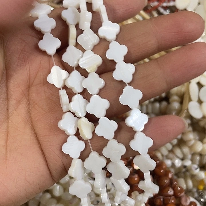 玛瑙/玉髓合金珠宝半成品10mm四叶草贝壳A货