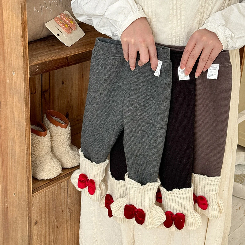 女宝加绒打底裤2025冬季婴幼儿韩版蝴蝶结加厚一体绒弹力裤子a类